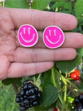 Dopamine Hot Pink Smiley Face Enamel Stud Earrings NWT